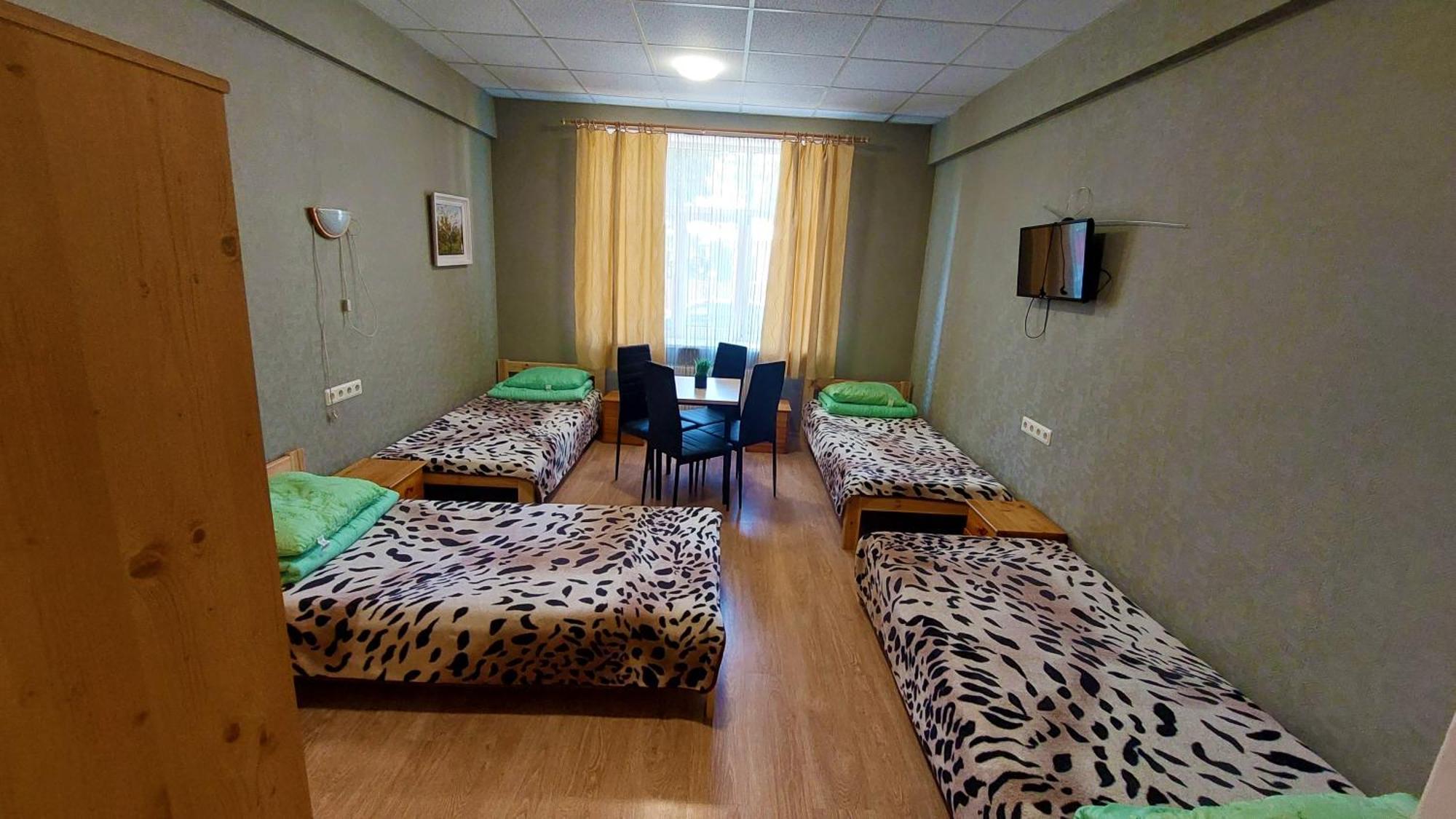 Happy Hostel Riga Esterno foto